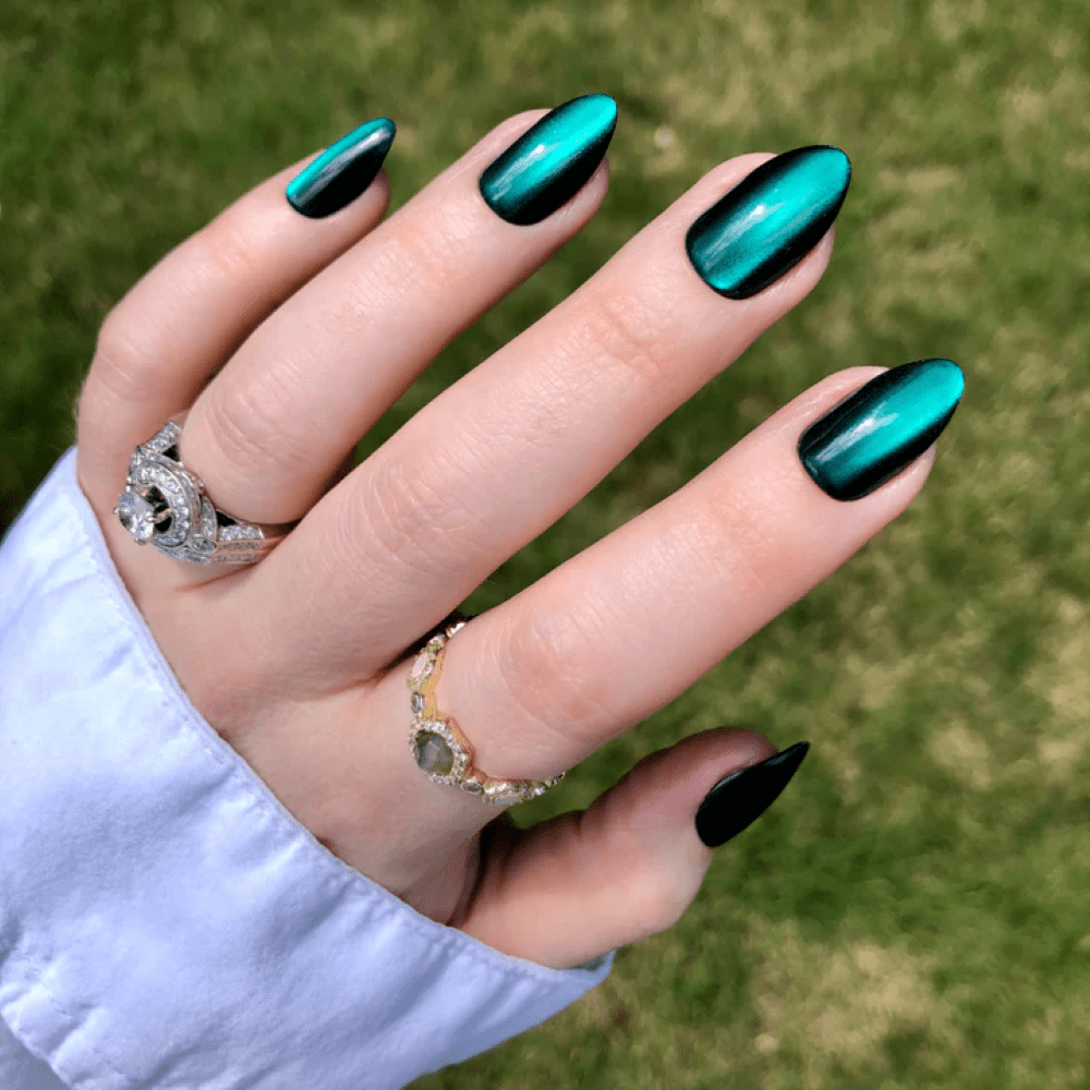 Olive & June Instant Mani Medium Almond Press-On Nails, Emerald Velvet, 42 Pieces