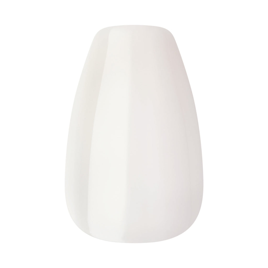 KISS Gel Fantasy Allure Press On Nails, Hottiest Thing, White, Short Coffin, 28 Count
